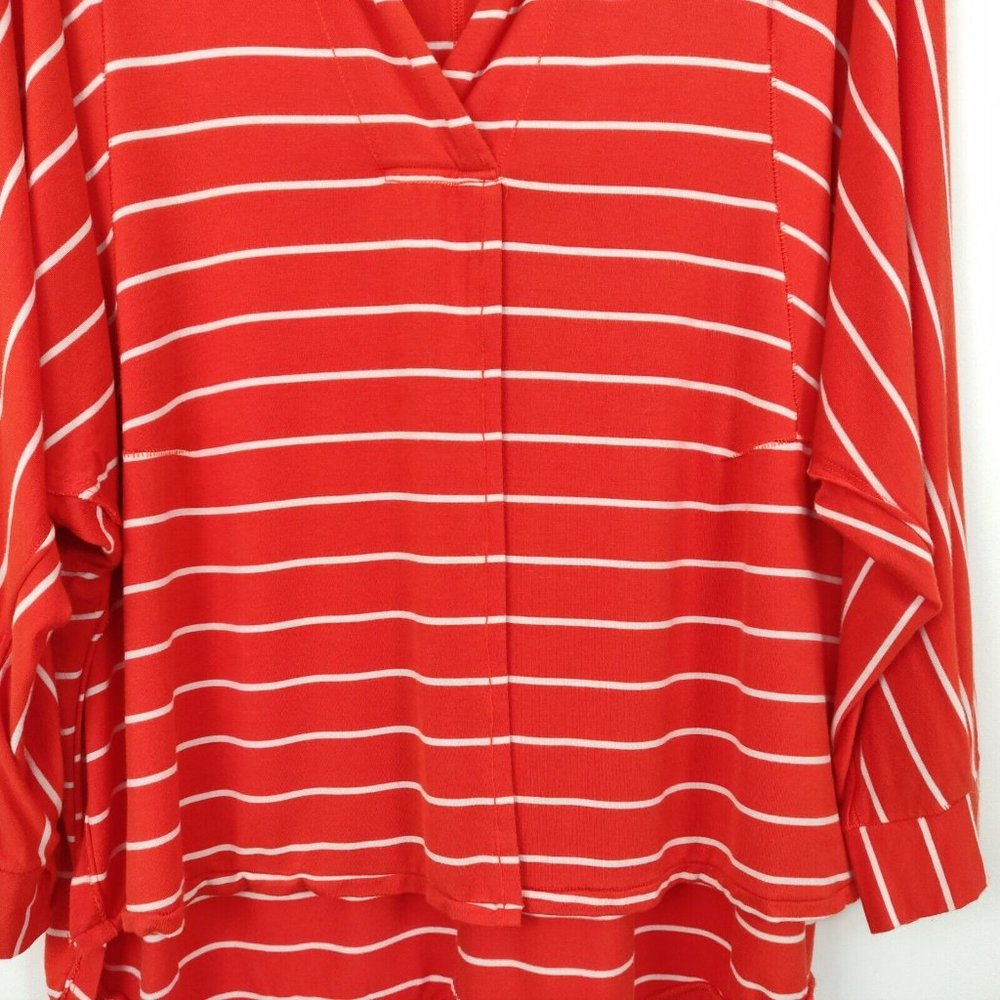 We The Free People Oversize Pullover Top Sz Medium Red Striped Slouchy Soft Cozy - Picture 4 of 11